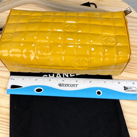 Chanel Pre-owned Patent Leather Mini Bag In Yellow with dust bag Made in France - Picture 5 of 16